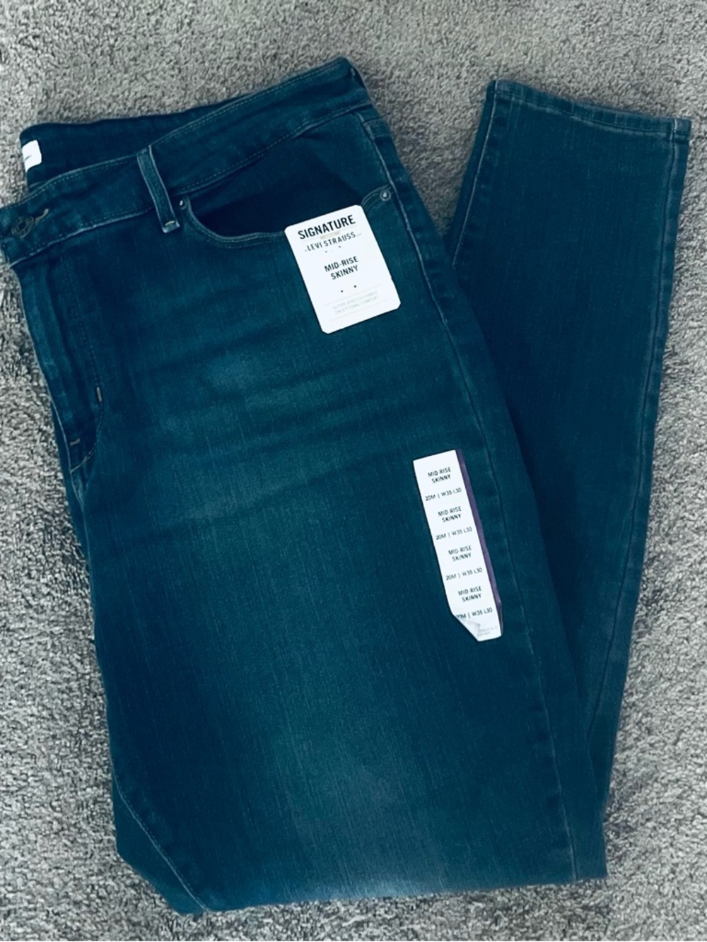Levi's Signature Mid-Rise Skinny Jeans/20M